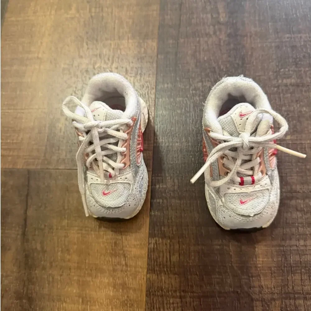 Nike Baby Sneakers Pink Gray Toddler Size 2.5C Athletic Shoes